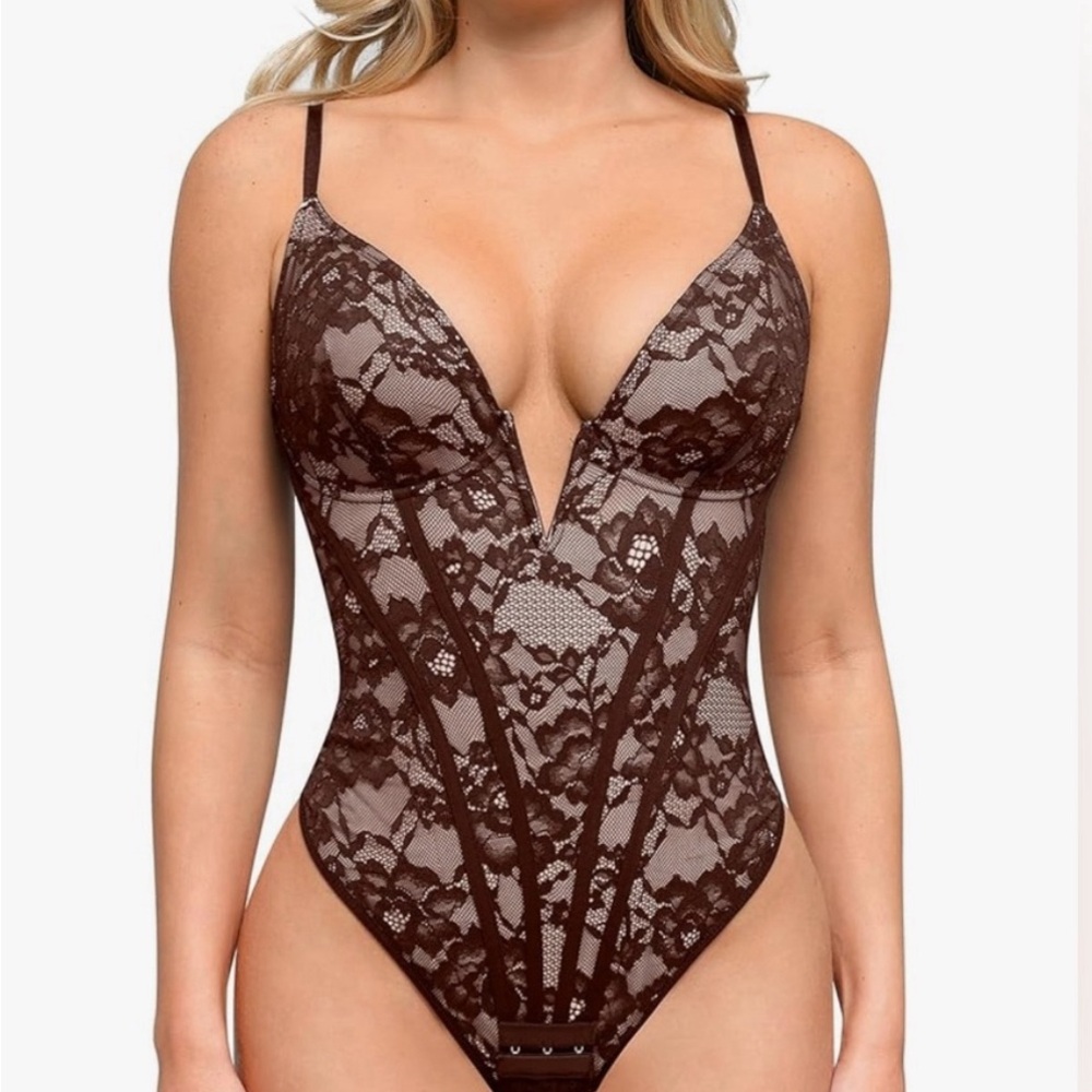 Popilush Deep V Lace Bodysuit